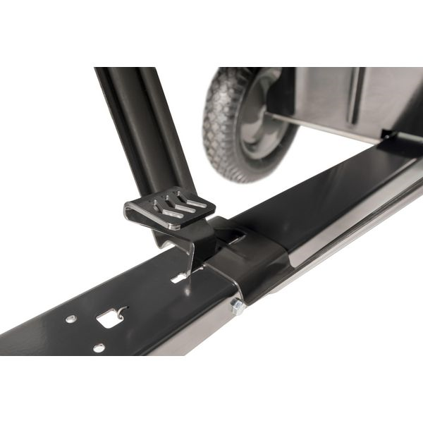 Fußpedalfreigabe für einfaches Entleeren