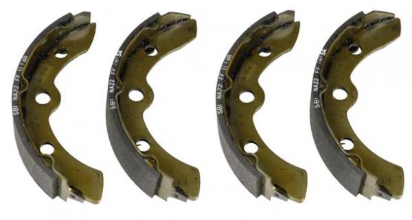 Bremsbeläge Satz (4 / St)